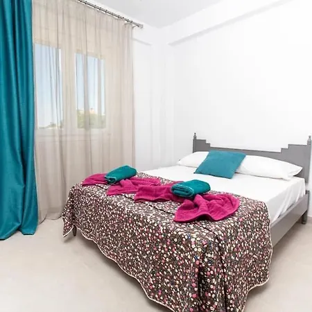 Marane Luxury Apartament Nea Moudania