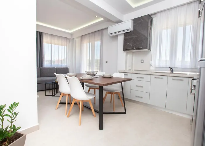 Apartment Marane Luxury *