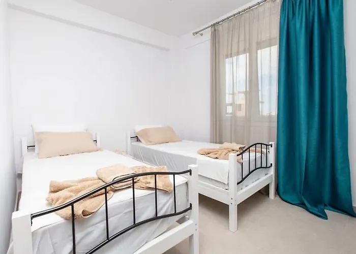 Marane Luxury Apartment Nea Moudania