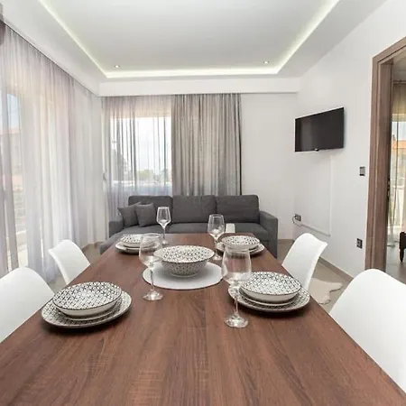 Marane Luxury Apartment *